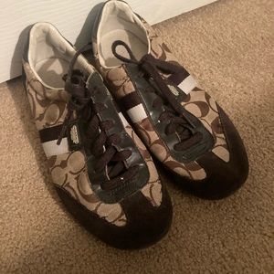 Coach sneaker-used